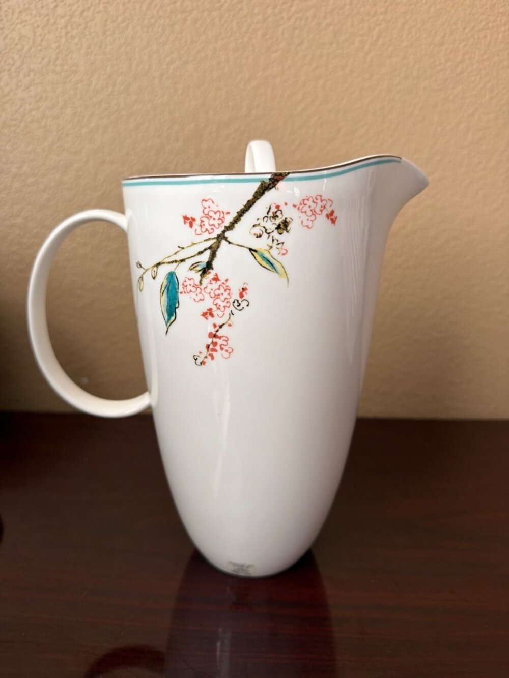Lenox Chirp Pitcher Carafe with Lid 8.5" H Pre-owned w/no Box - Picture 8 of 13